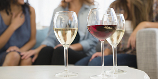 Безалкогольное вино: на что похоже и почему стоит попробовать?