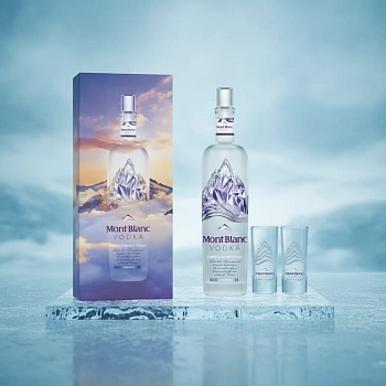 Купить водку MontBlanc RD23 промо упаковка с 2-мя стопками 0.7 л с