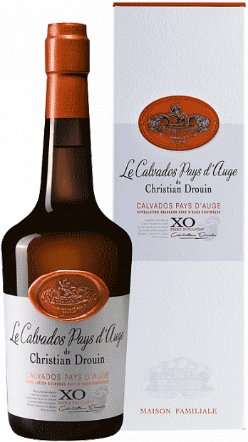 Кальвадос Coeur de Lion Calvados Pays d’Auge XO, в подарочной упаковке 0.7 л